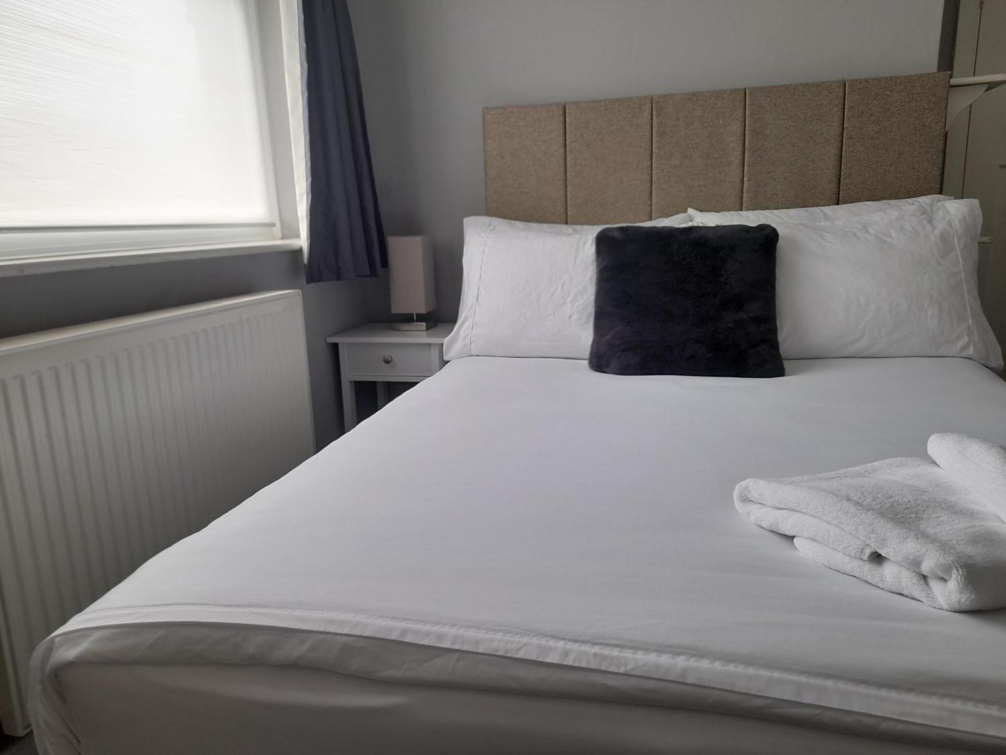 Bright 4-Bed House 15 Min To Manchester Centre Villa Kültér fotó